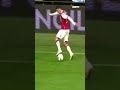 Eén van de beste panna's uit de Eredivisie-historie van Maarten Martens ? #Shorts
