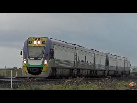 V/Line VLocities at Manor Junction - Regional Trains | 2016