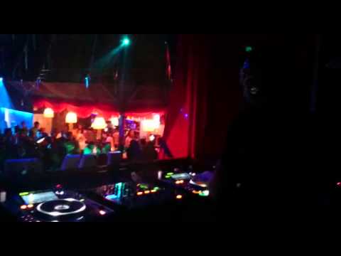 Alvaro Corz @ Totem (aniversario Javi Colina 12+1)