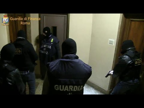 Roma, lo spaccio, le vedette, gli arresti: anche Paolo Pirino nel call center della droga