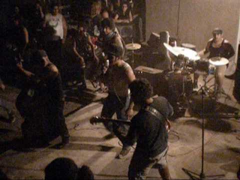 Strait Jacket psychos - Red Eyes