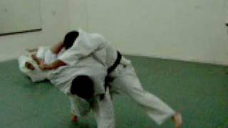 preview picture of video 'Judo - rony and ali - randori.MPG'