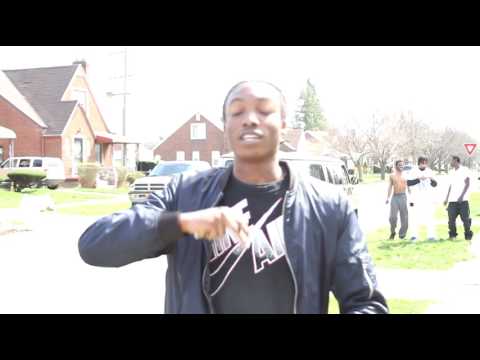 Z.Real x Mia Meek - Free Tone | Shot by @Livewirevisuals