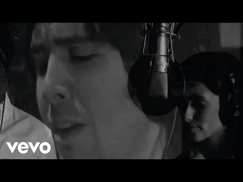 Nelly Furtado - Silencio ft. Josh Groban (Official Video)