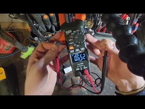 Klein CL390 Clamp Meter Review