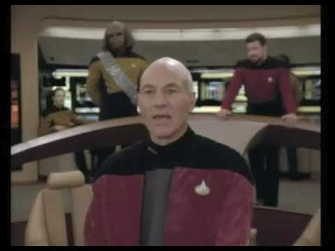 Captain picard sings let it snow ❄❄❄