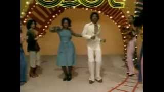 Soul Train Line 1976 (Archie Bell & the Drells - Let's Go Disco)