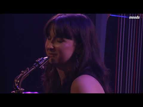 Glimmers - Jasmine Myra Live at Moods, Zurich