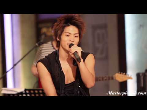 100728 The Muzit Recording Jonghyun so close