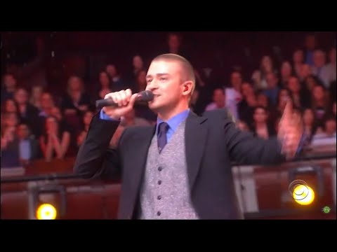 Justin Timberlake - SexyBack (Victoria's Secret Fashion Show 2006 Performance) HD