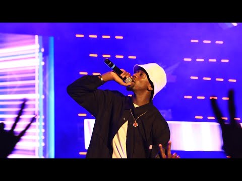 Robot Boii performs at Smirnoff Fiesta