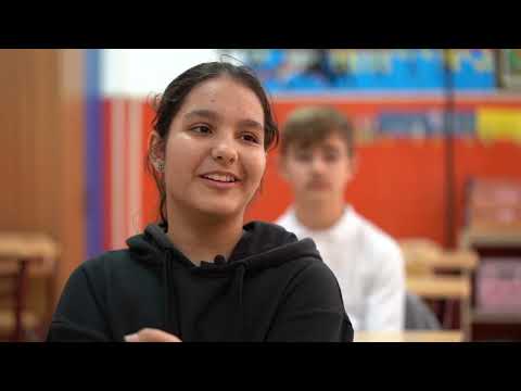 Efectele dotării claselor cu table interactive, finanțare PNRAS - Șc Gimnazială Dor Mărunt, Călărași