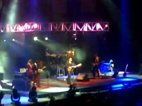 AVE  HUESOS  concierto arena monterrey