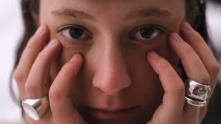 Lost in Lona – “Scared Like A Mother And Her Gun”