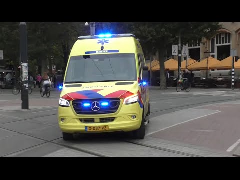 A1 Ambulance 13-111 Amsterdam met spoed naar melding in Amsterdam