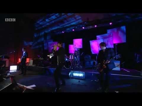 Suede - For The Strangers ( BBC 6 Music Live at Maida Vale 11 Feb 2013)