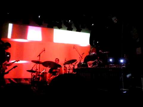 Cat's Eyes - Sunshine Girls (Live @Nouveau Casino, Paris)