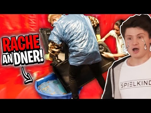 RACHE PRANK an DNER! 30 Kilo Schimmel in sein Büro gebracht!