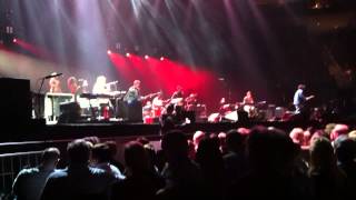 Eric Clapton &amp; Paul Carrack - &quot;Tempted (Squeeze)&quot; - Consol Energy Center, Pittsburgh PA - 4/6/2013