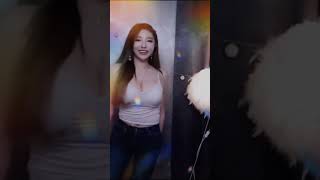 【おっぱい】乳揺れダンス セクシー♡  tiktok #Shorts