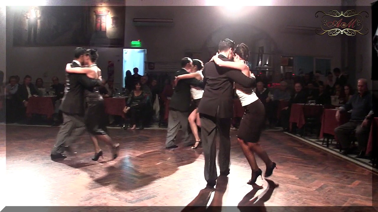 La Clandestina, Compania independiente. Dirección Agustín Agnez en Salón Canning