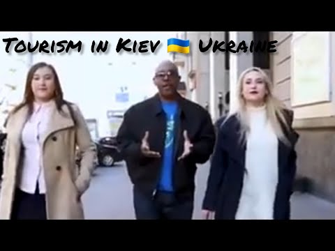 Katya & Diana in Kiev Ukraine 🇺🇦 #ukraine #tour #kiev