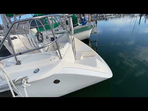 *SOLD* 35.5 Hunter Legend 1990 - Outside Tour