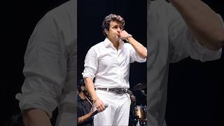 Download lagu That Pause Before “Hayee” 😮‍💨🔥 SONU NIGAM MAGIC! ❤️ #legend #liveconcert #sonunigam mp3