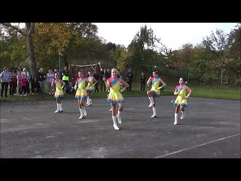 14. 10 . 17 - LEXY - miniformace - Velké Těšany otevírání hřiště