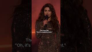 Download lagu Priyanka BRUTALLY Roasts Nick Jonas! 🤭😂 #JonasBrothersFamilyRoast mp3