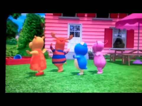 Mali Nezbadove Czech house intro season 3