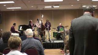 International Sextet  " 'Deed I Do"