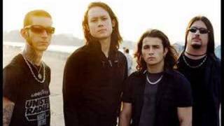 trivium this world can&#39;t tear us apart