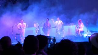 Metronomy - The Bay + 16 Beat (Primavera Sound 2017)