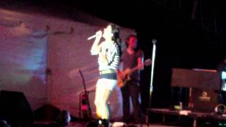 Sara Evans  Encore  &quot;These are Those Moments&quot;