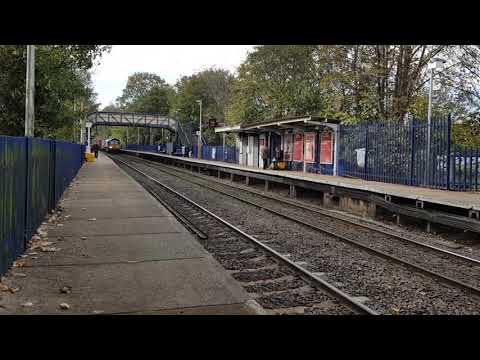 (Ex DRS) FL 66419 Passing through Reading West