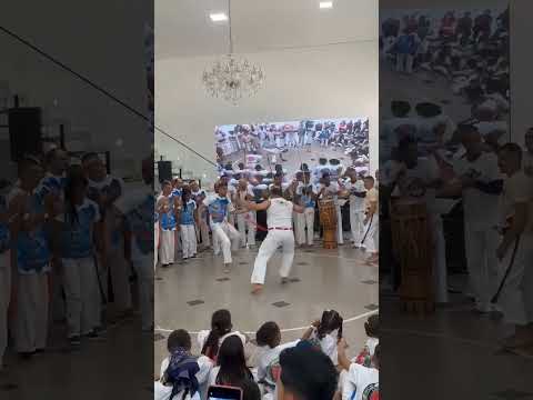 evento de capoeira em Águas lindas de Goiás, Mestre Moreno jogando. #anapolis #capoeira