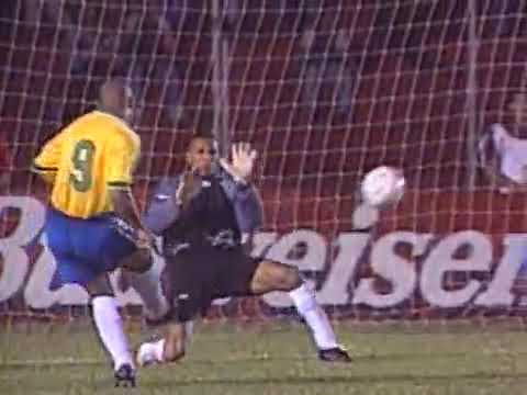 Em 1997, seleçao brasileira vence Costa Rica por 5 a 0 na Copa América