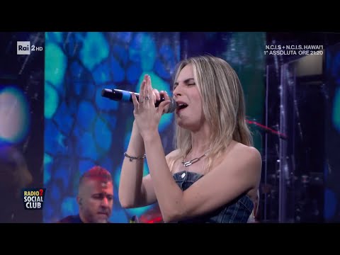 Folcast e Laura Di Lenola con "Vacanze romane" - Radio2 Social Club 28/09/2023