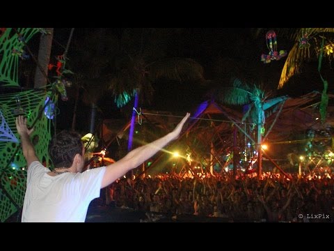 Avalon Live at Universo Paralello Festival 12 (Official Video)