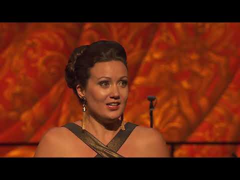 Julie Fuchs: Deh vieni non tardar (Mozart)