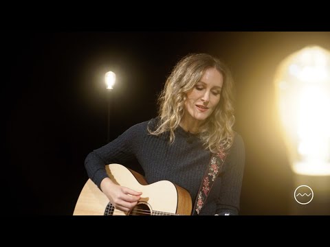 Gospeltalent Acoustic | Eva Hrešková - Tam pred tvoju svätú tvár (VRACIAME DO HRY)