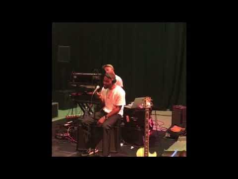 Frank Ocean - Nikes Rehearsal (Tumblr)