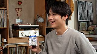 中川大志、竹内涼真からの「好きな“おうち時間”は？」の質問に大はしゃぎ！　『森永ｉｎゼリーエネルギー』新TVCM「食べる気分にならないときに篇」「食べる気分にならないときに レモン篇」