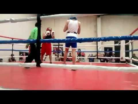 Pelea de Alberto Rios ( Renteria Boxing Club) en torneo AMBAR