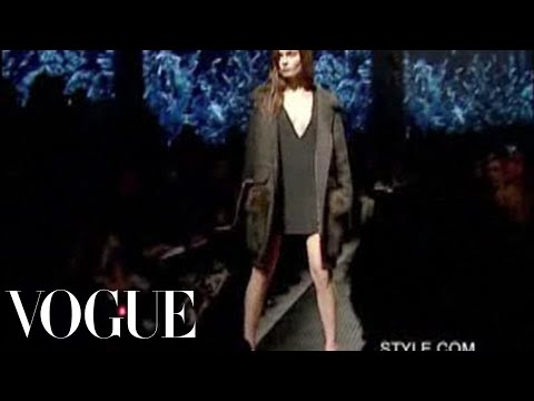 Fashion Show - Prada: Fall 2006 Ready-to-Wear
