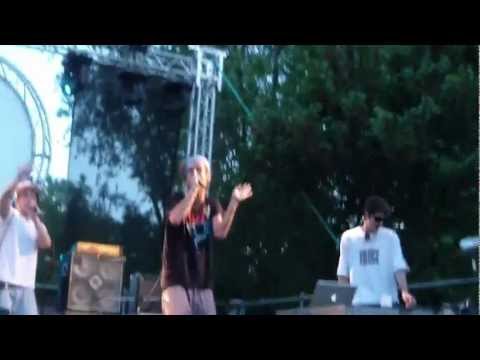 a me me piace FUMA BOOM BAP HAZE INDA E H2YO