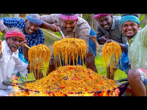 CHICKEN NOODLES | Chinese Hakka Chicken Noodles Recipe Cooking in Village | Chinese Street Food