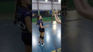 TREINO DE PASSE COM DESLOCAMENTO NO VOLEIBOL