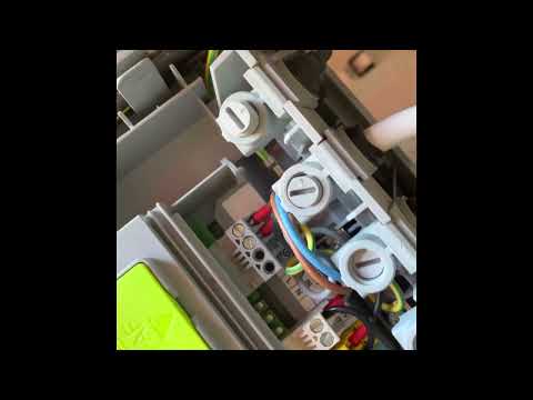 Replacing a Honeywell wired programmable roomstat for a neomitis wireless programmable roomstat